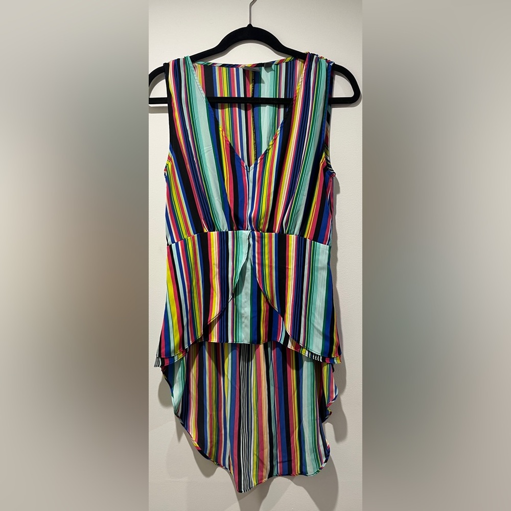 New York & Company Multicolor Striped V-Neck Top